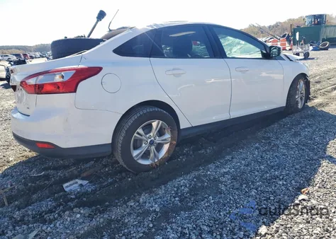 2013 Ford Focus Se z USA, uszkodzony, nr VIN 1FADP3F24DL348238